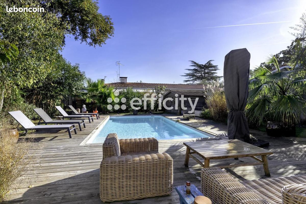 Maison 7 pièces 223 m² · à Bruges · 223 m² · 949 000 €