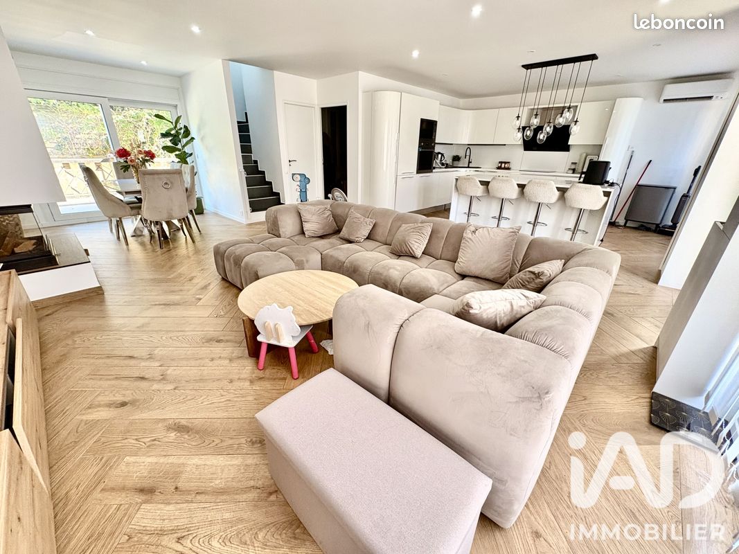 Maison 6 pièces 98 m² · à Bezons · 98 m² · 490 000 €