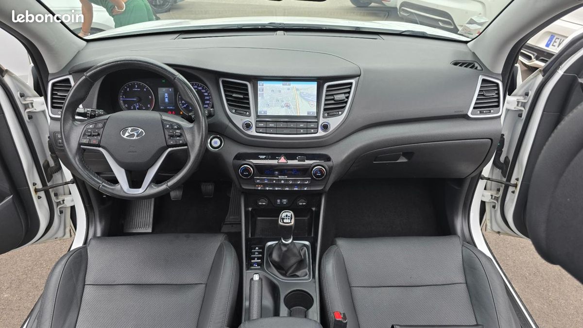 Hyundai Tucson Creative 2WD (image 39)
