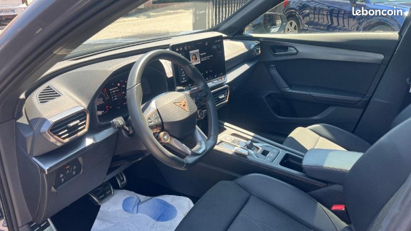 Cupra FORMENTOR 1.5 ETSI HYBRID 150CH V DSG7 (image 16)