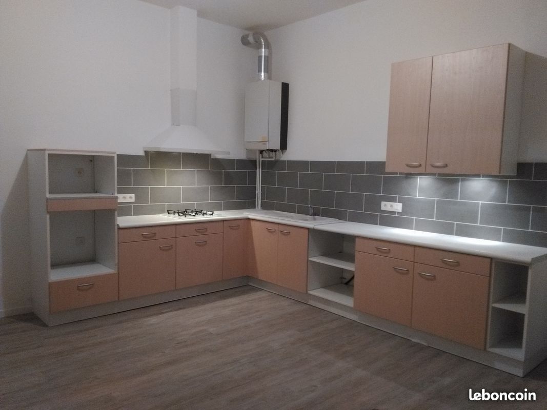 Appartement 5 pièces 110 m² · à Villeneuve-sur-Lot · 110 m² · 560 €