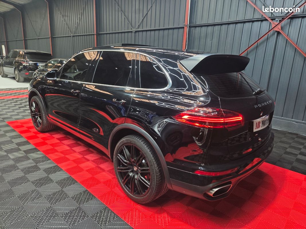 Porsche CAYENNE 958 PH2 262CH Diesel Platinum Edition (image 3)