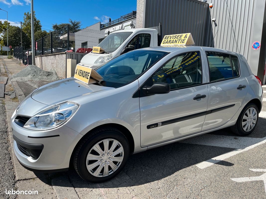 Belle clio III 1.5 dci 135.700kms possibilité garantie 12 / 24 / 36 mois (image 4)