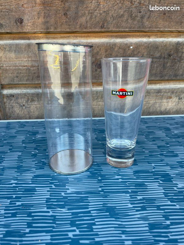 Verre à martini dans son emballage (image 1)