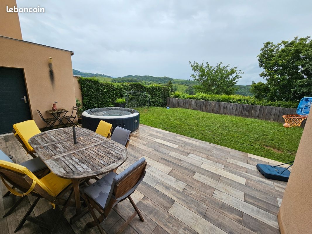 Maison 5 pièces 135 m² · à Saint-Pierre-la-Palud · 135 m² · 420 000 €