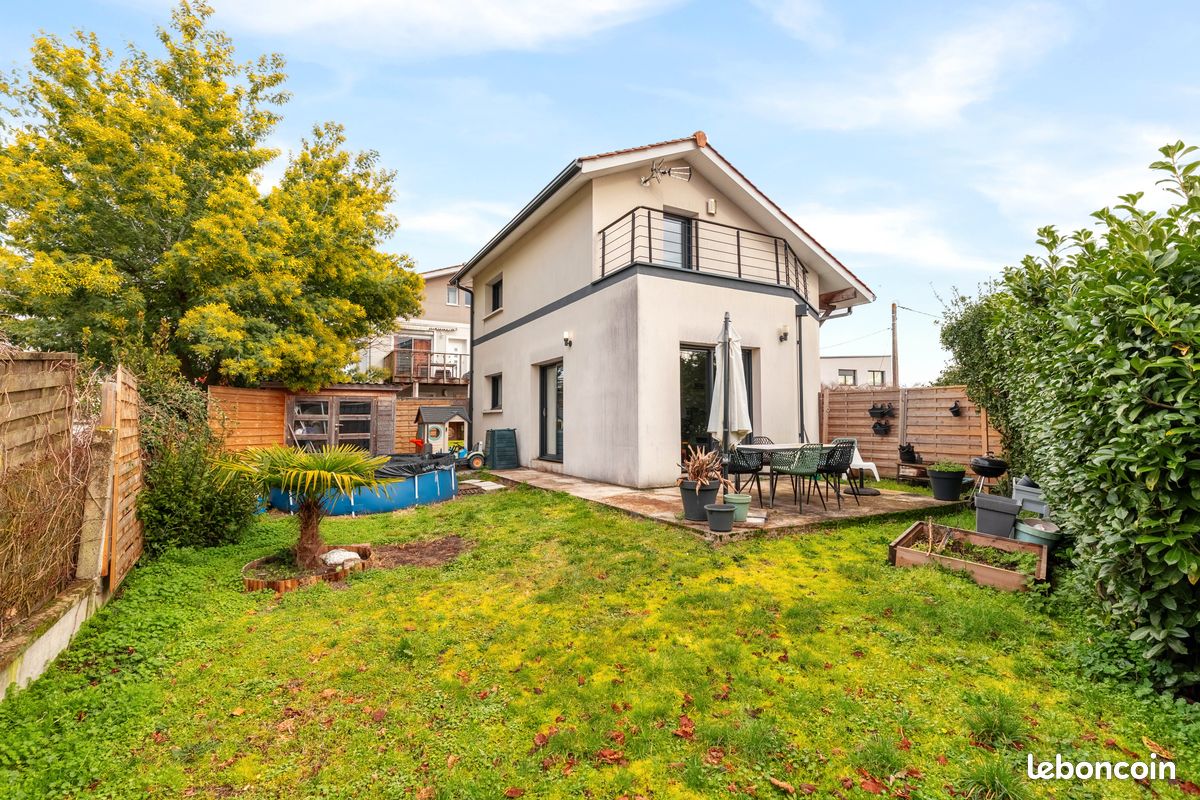 Maison 4 pièces 74 m² · à Mérignac · 74 m² · 339 000 €