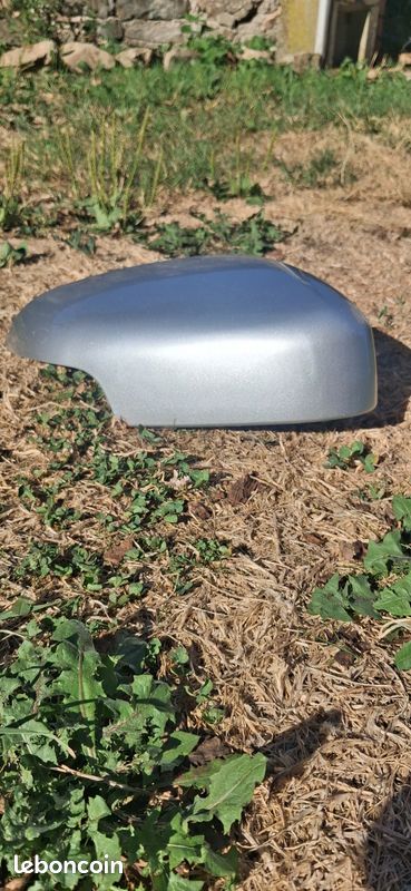 Coque rétroviseur volvo c30 2007 (image 1)