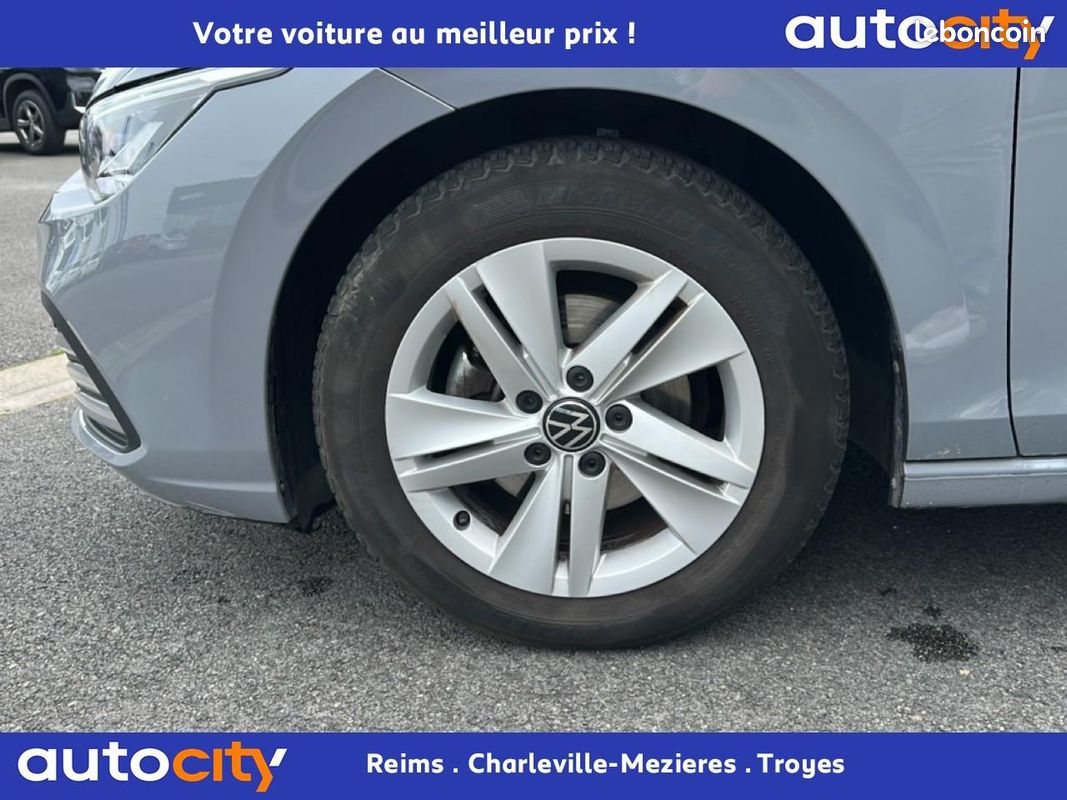 VOLKSWAGEN GOLF 1.5 eTSI OPF - 150 - BV DSG 7 VIII BERLINE Life 1st (image 12)