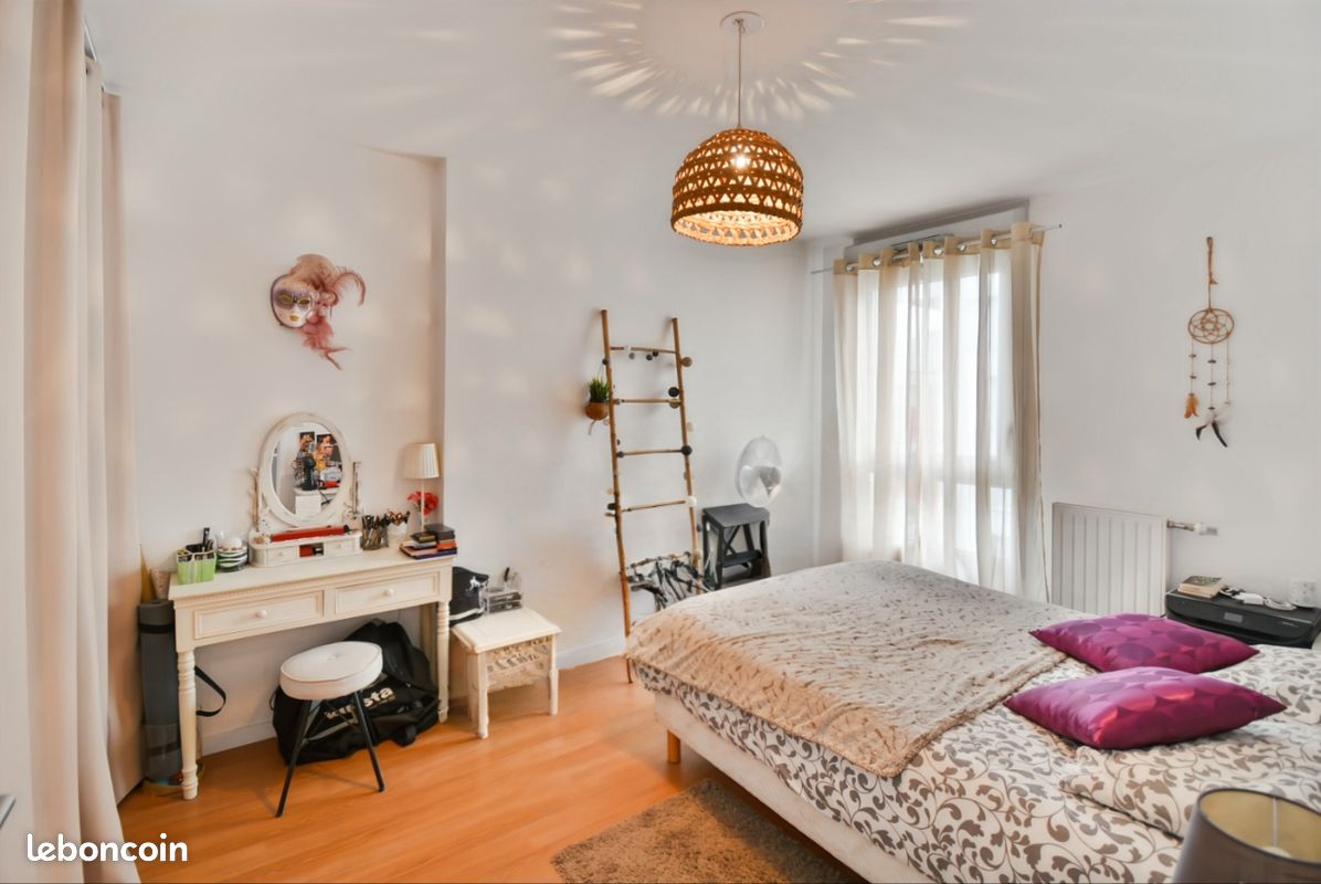 Appartement 2 pièces 43 m² · à Évry-Courcouronnes · 43 m² · 168 000 €