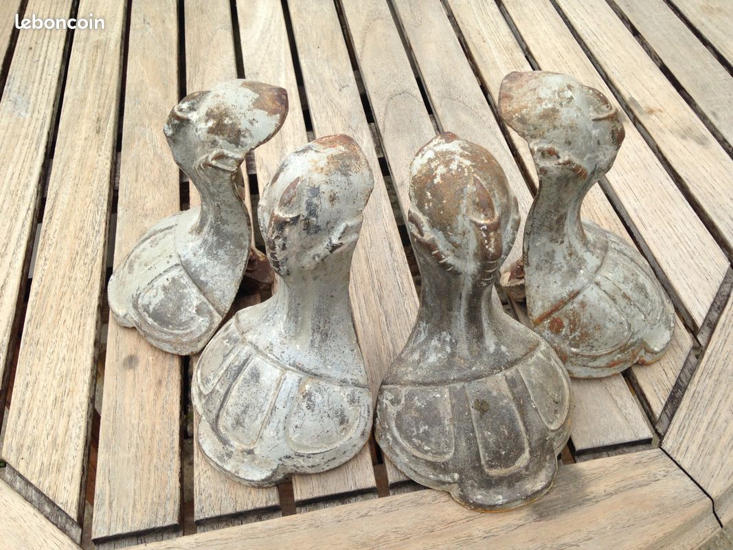 Pied de baignoire (image 1)