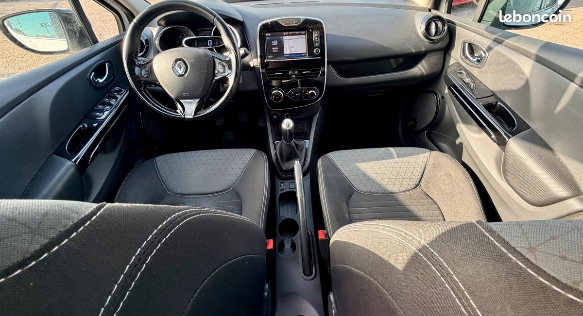 Renault Clio DCI 90 ENERGY ECO2 INTENS 97000kms (image 5)