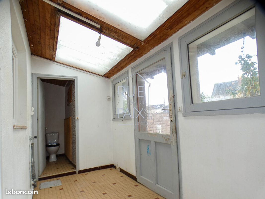 Maison de ville 5 pièces 100 m² - Thouars 79100 (image principale 5)