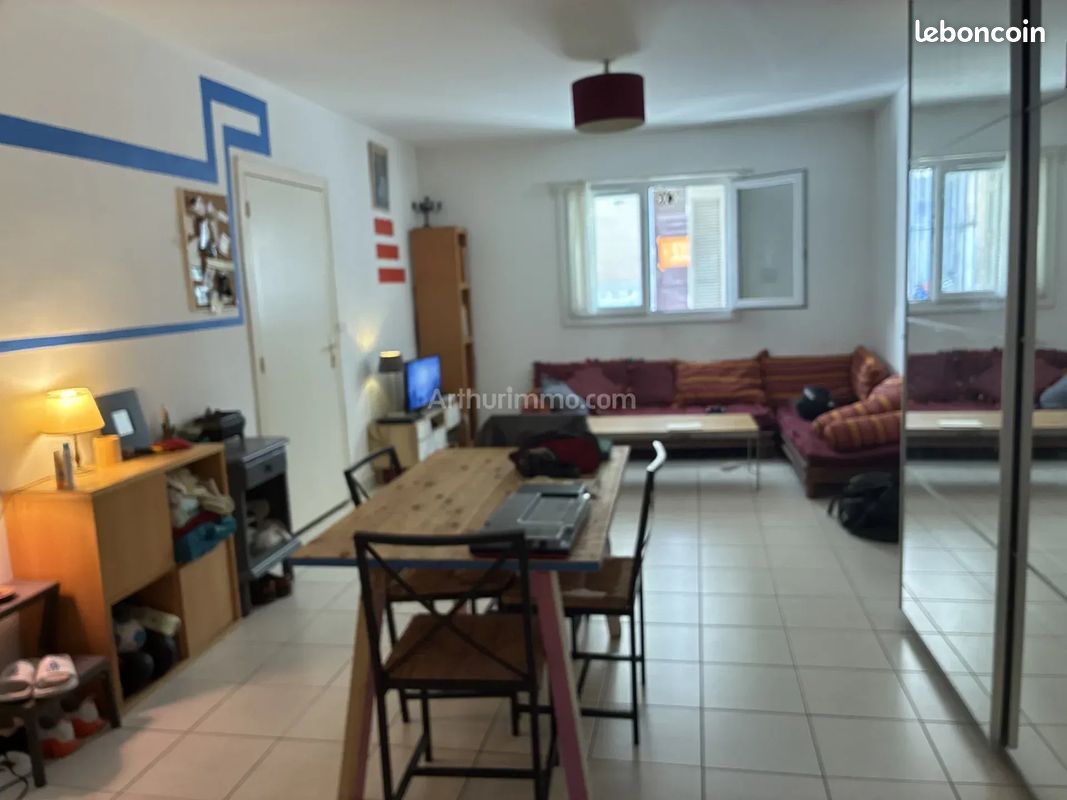 Appartement 3 pièces 55 m² · à Marseille · 55 m² · 1 090 €/mois