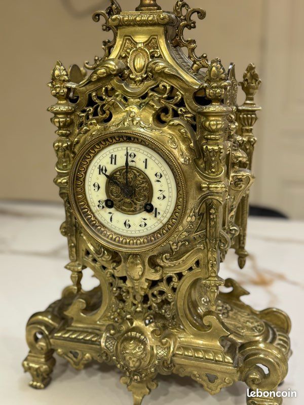 Pendule XIXe en bronze doré – Napoléon III (image 7)