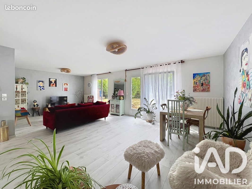 Maison 5 pièces 102 m² · à Othis · 102 m² · 329 000 €