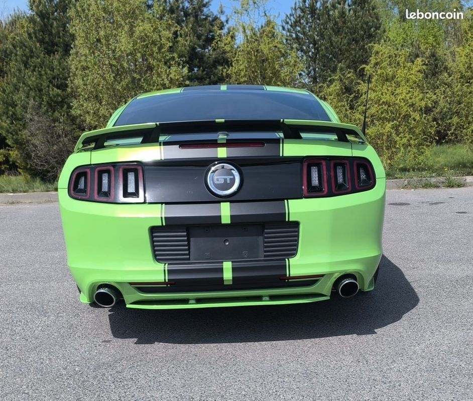 Ford Mustang GT (image 4)