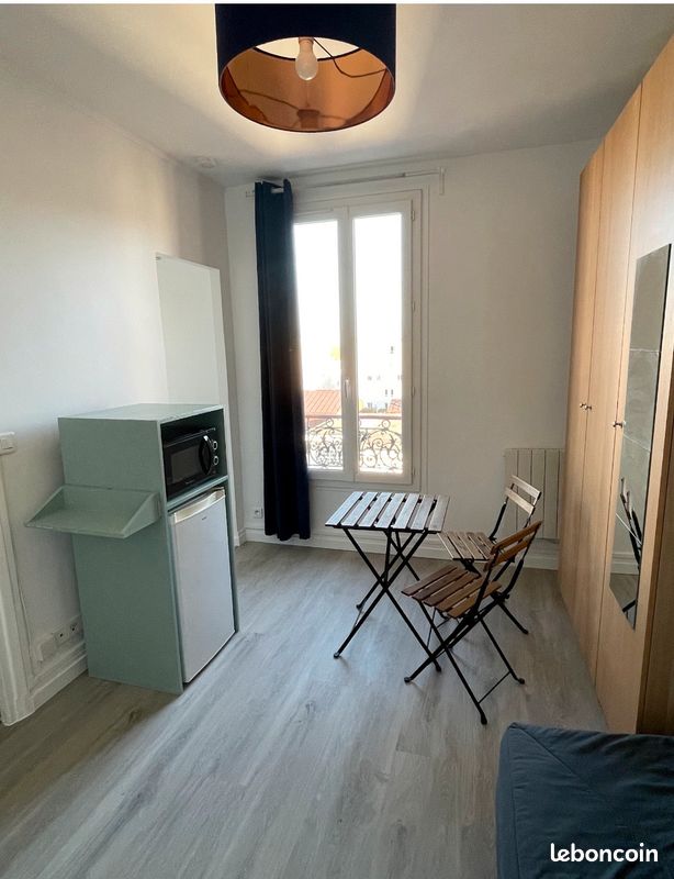 Appartement 1 pièce 17 m² · à Puteaux · 17 m² · 770 €/mois