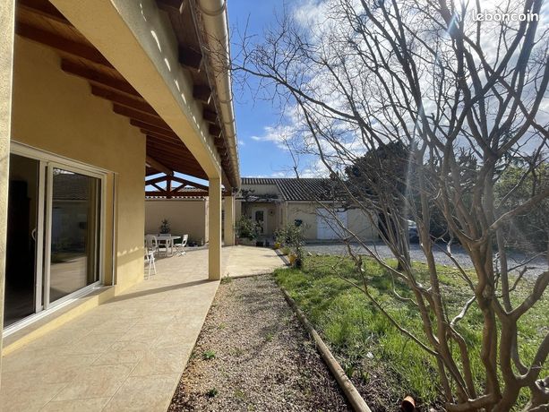 Maison 8 pièces 220 m²