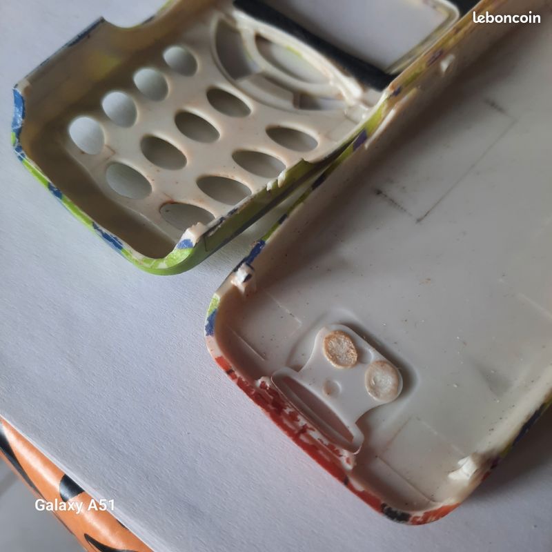 Coque Rigide Snoopy Argentée Pour Nokia 3310 - Neuf Sous Blister - Marque Looney Tunes