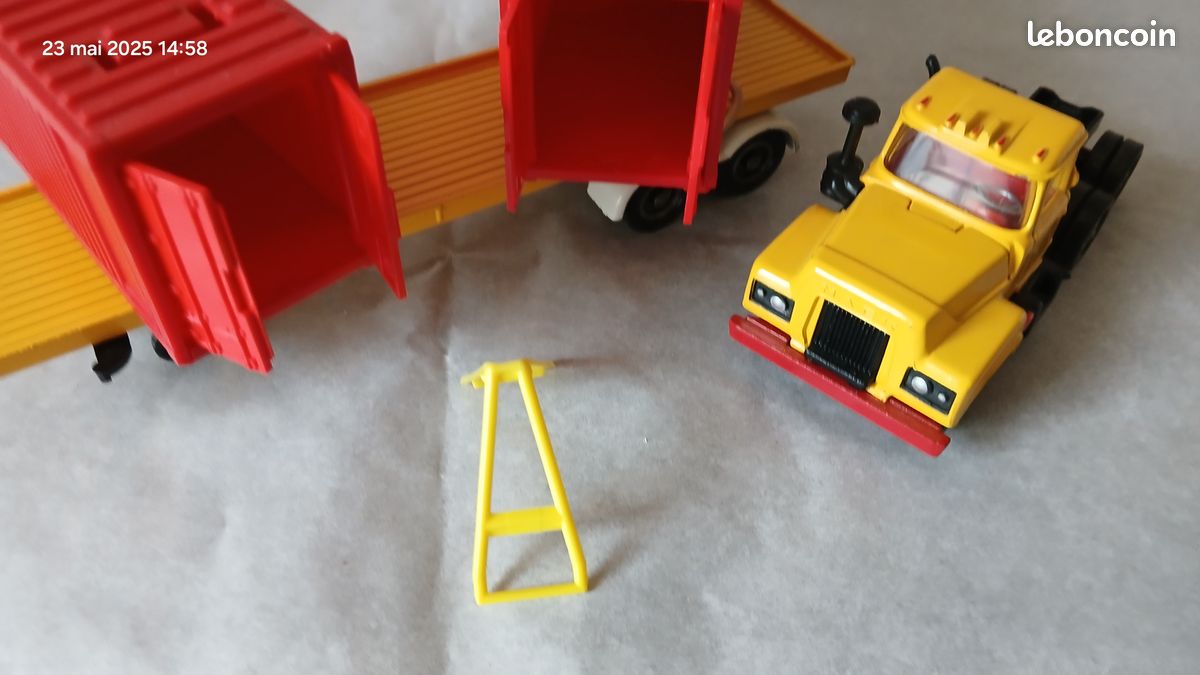 CAMION MACK AVEC Remorque Ho 1/87 Majorette EUR 8,00 - PicClick FR