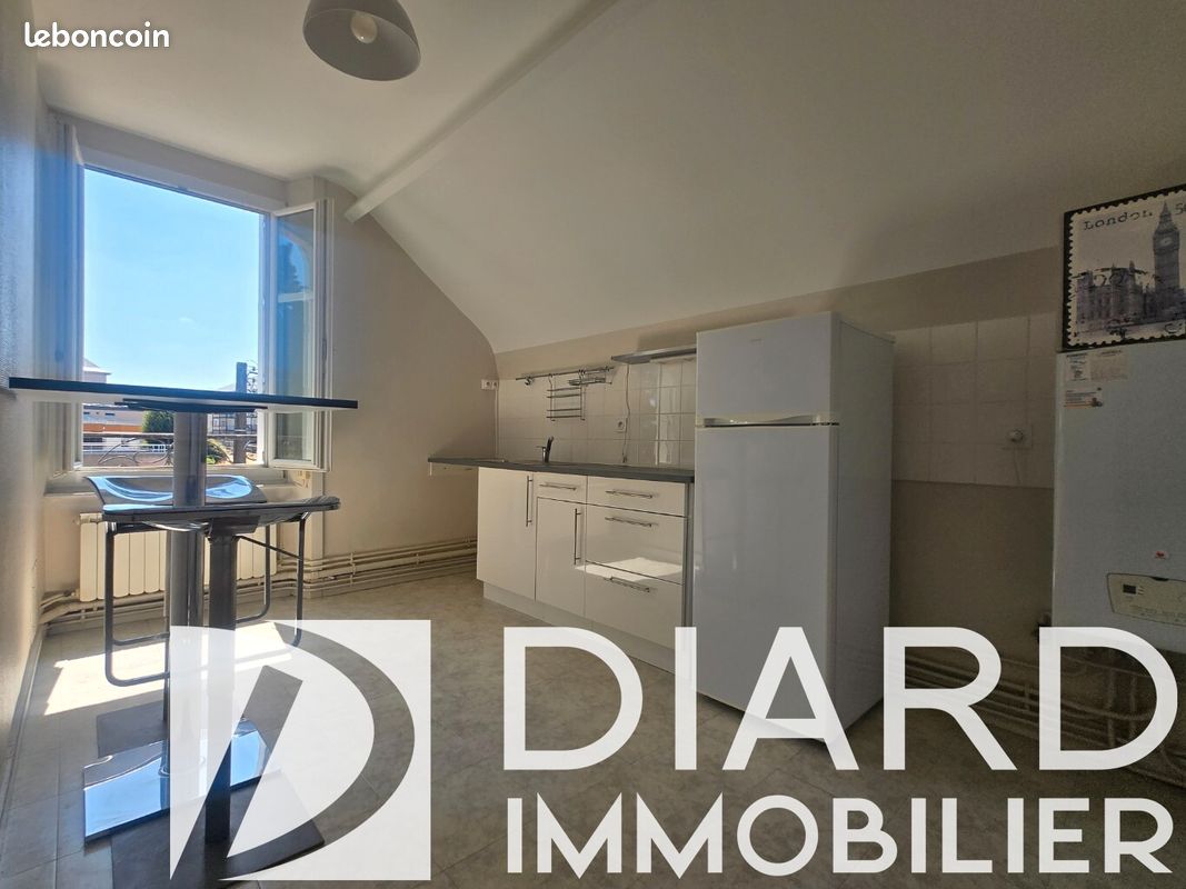 Appartement 2 pièces 32 m² · à Fougères · 32 m² · 395 €