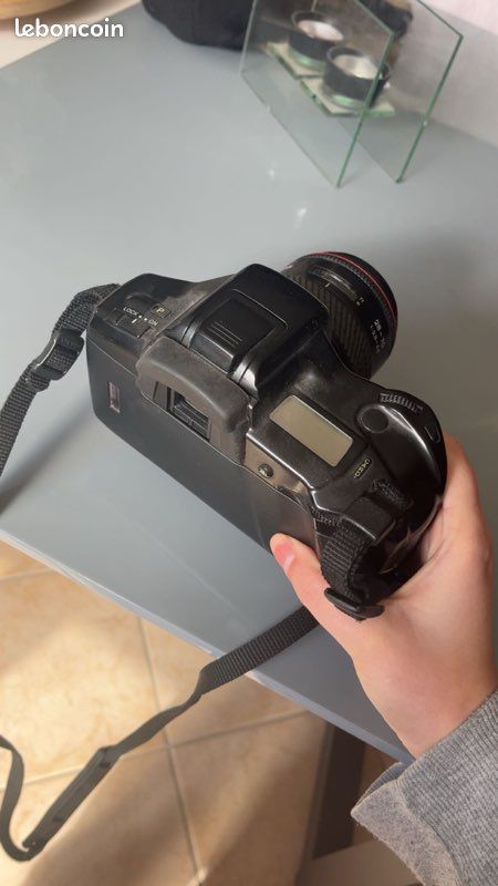 ② Appareil Photo Argentique Minolta à Découvrir