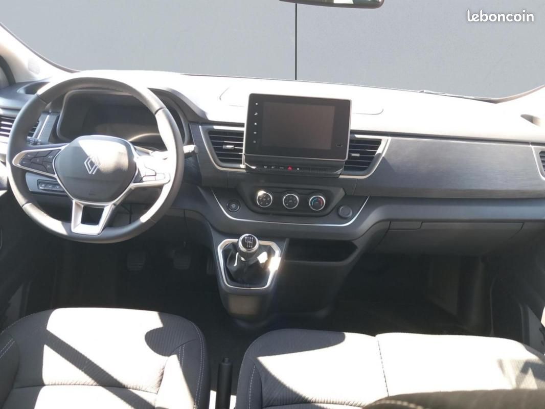Renault Trafic Blue dCi 150 Grand Techno (image 12)