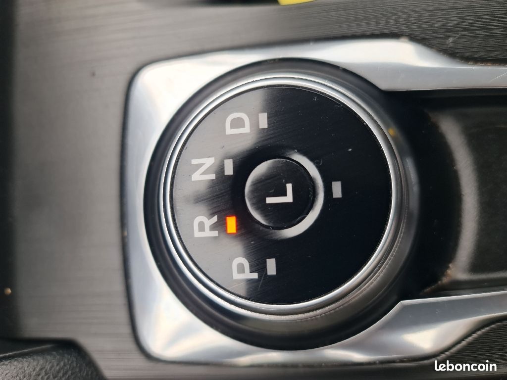 Ford Kuga 1.5L 120 CV * BVA8 Titanium REPRISE POSSIBLE (image 10)
