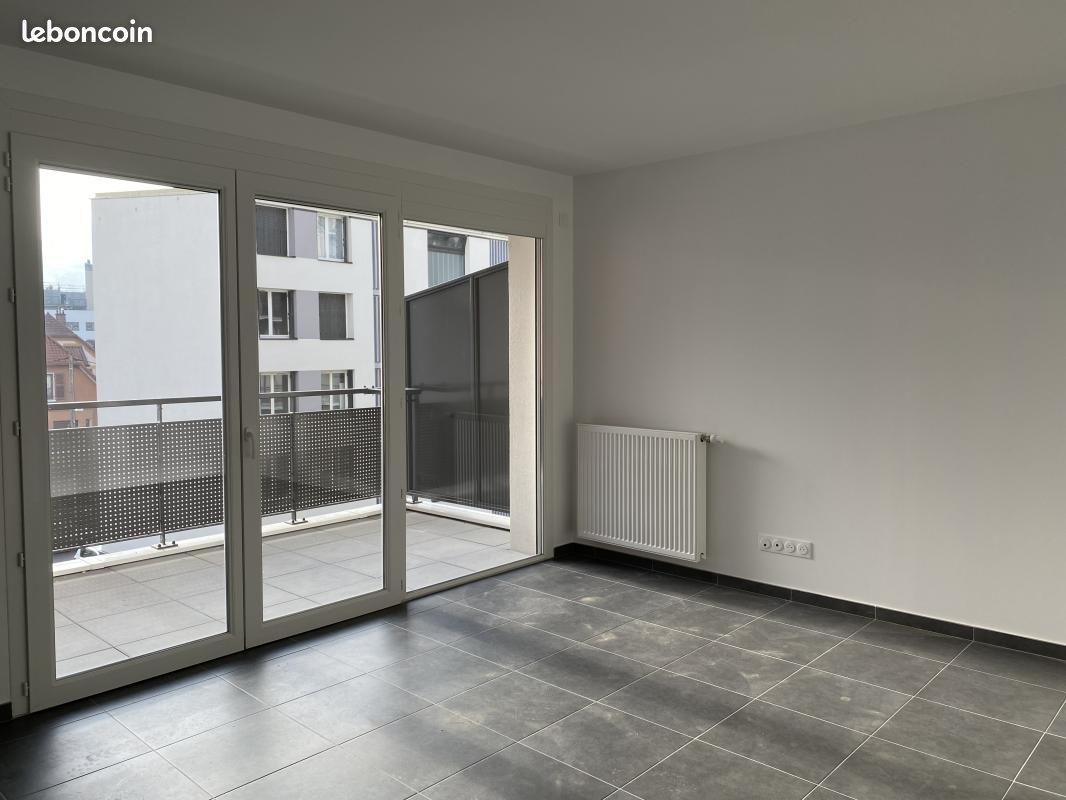 Appartement 3 pièces 61 m² · à Chambéry · 61 m² · 880 €/mois