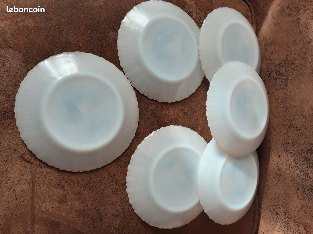 Lot De 6 Assiettes à Dessert Arcopal France – Opaline Jaune, Liseré Bleu (vintage)