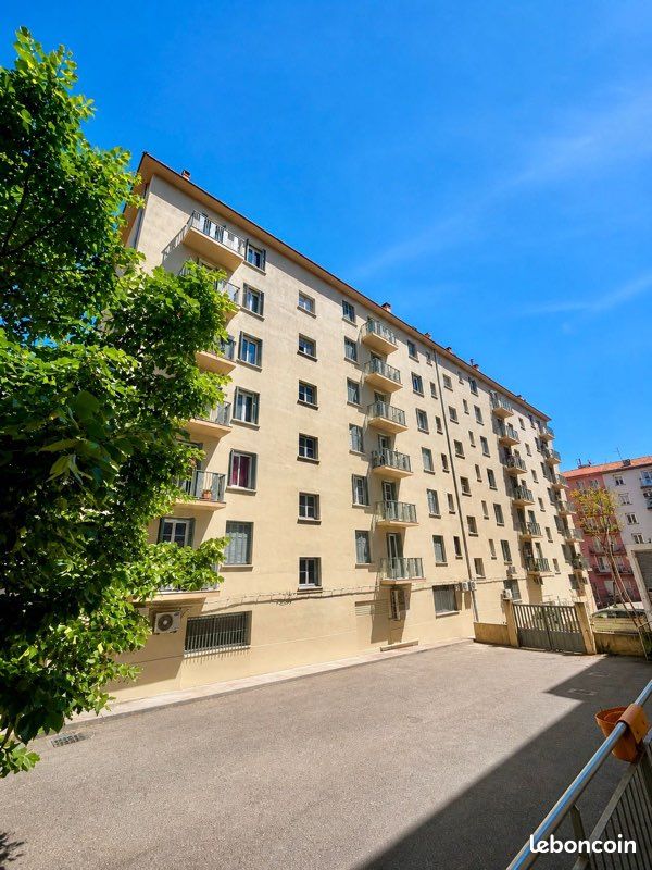 Appartement 3 pièces 64 m² · à Ajaccio · 64 m² · 235 000 €