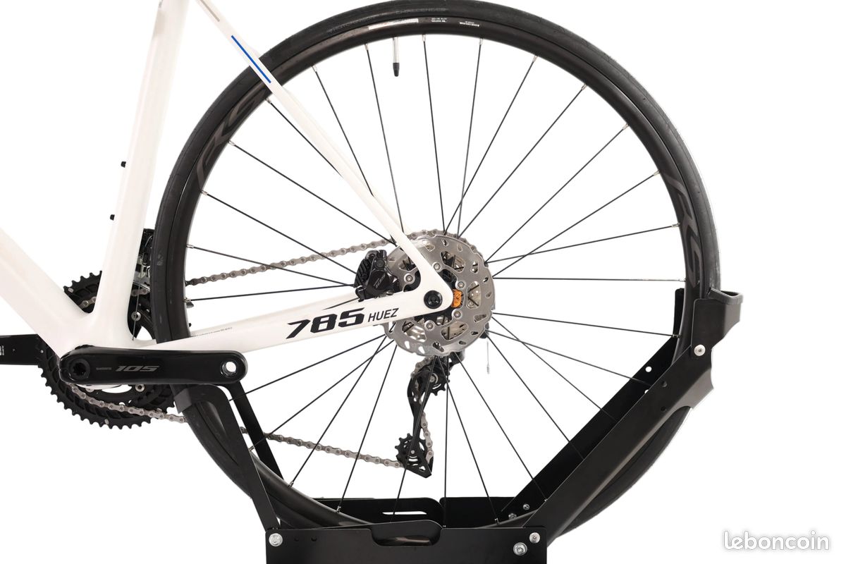 LOOK 785 Huez 2 Disc 2024 Taille M - Disponible à la location | Vélo Route Musculaire (image 6)