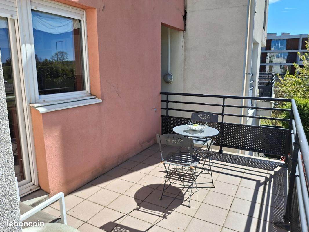 Appartement 4 pièces 73 m² · à Meyzieu · 73 m² · 244 000 €