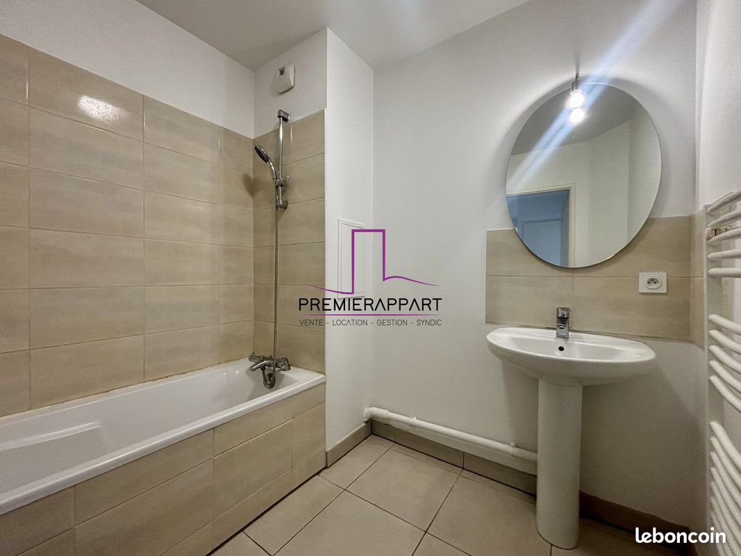 Appartement a louer houilles - 3 pièce(s) - 63 m2 - Surfyn