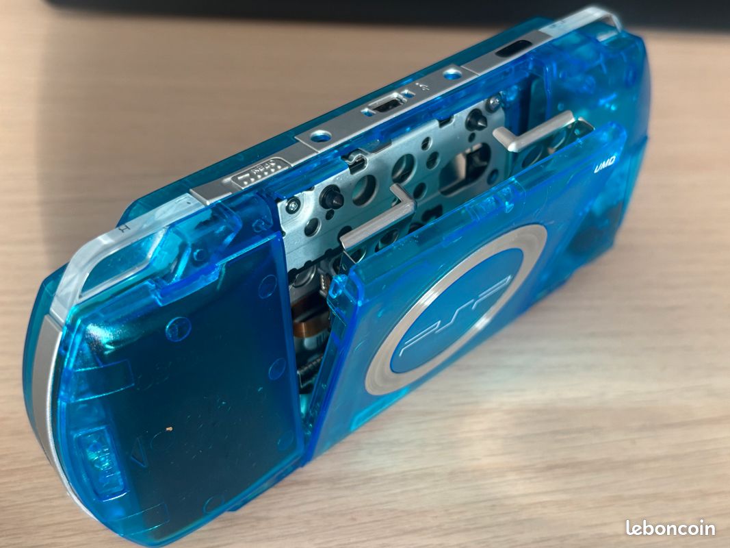 Façade evolve pour PSP crystal clear