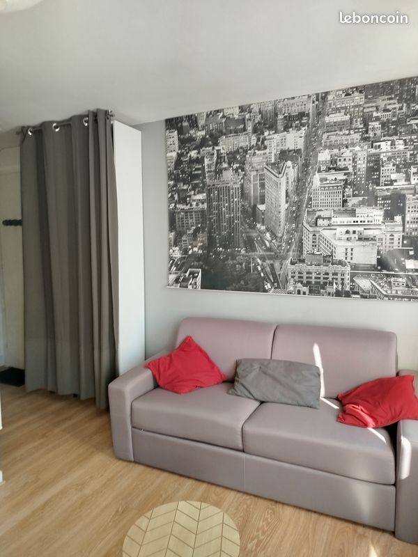 Appartement 1 pièce 25 m² · à Saint-Étienne · 25 m² · 370 €