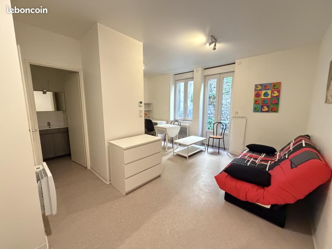 Appartement 1 pièce 29 m² · à Saint-Étienne · 29 m² · 425 €/mois