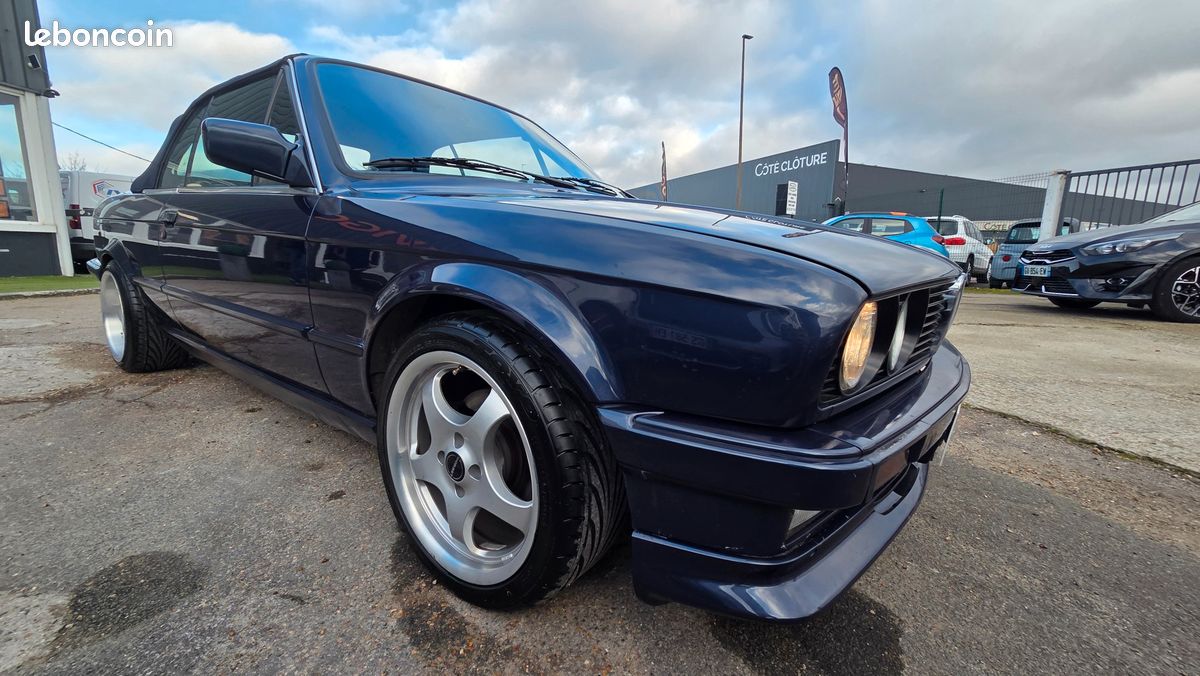 BMW SÉRIE 3 CABRIOLET 325I 171CH - INTÉRIEUR CUIR - JANTES BORDET - ÉCHAPPEMENT BOSe (image 22)