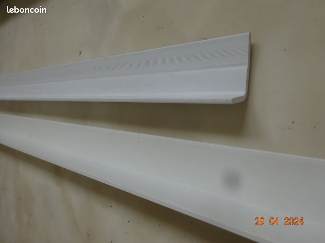 Cornière PVC NEUVE (image 5)