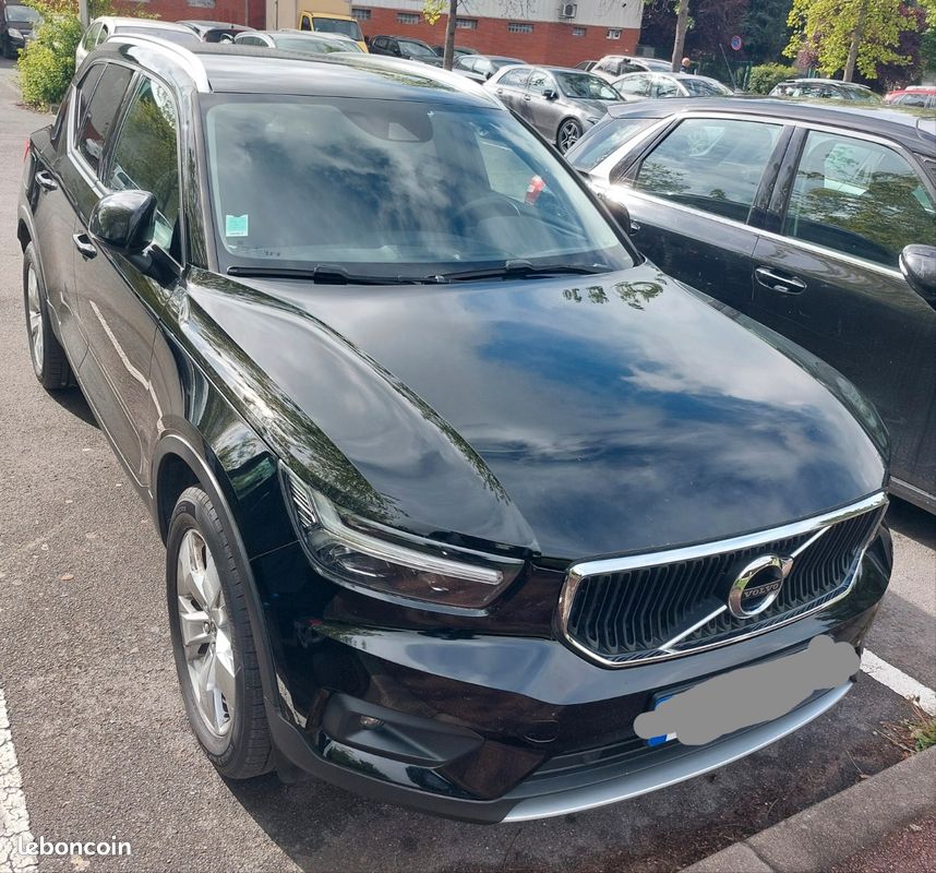 Volvo XC40 T3 2021 (image 2)