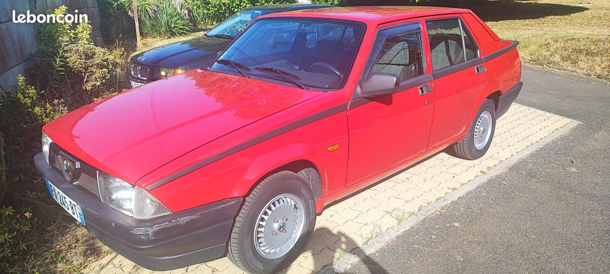 Alfa 75 1.8 IE - Très bon état original - Aucune rouille (image 1)