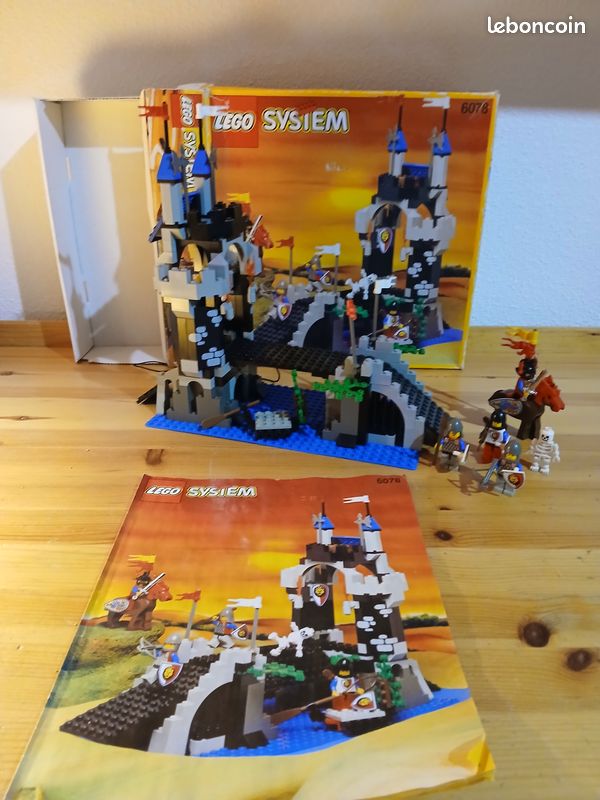 Lego 6078 castle royal knights royal drawbridge boîte et notice
