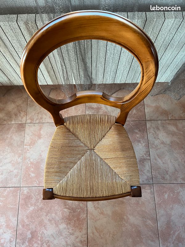 Chaises en hêtres teintés noyer (image 4)
