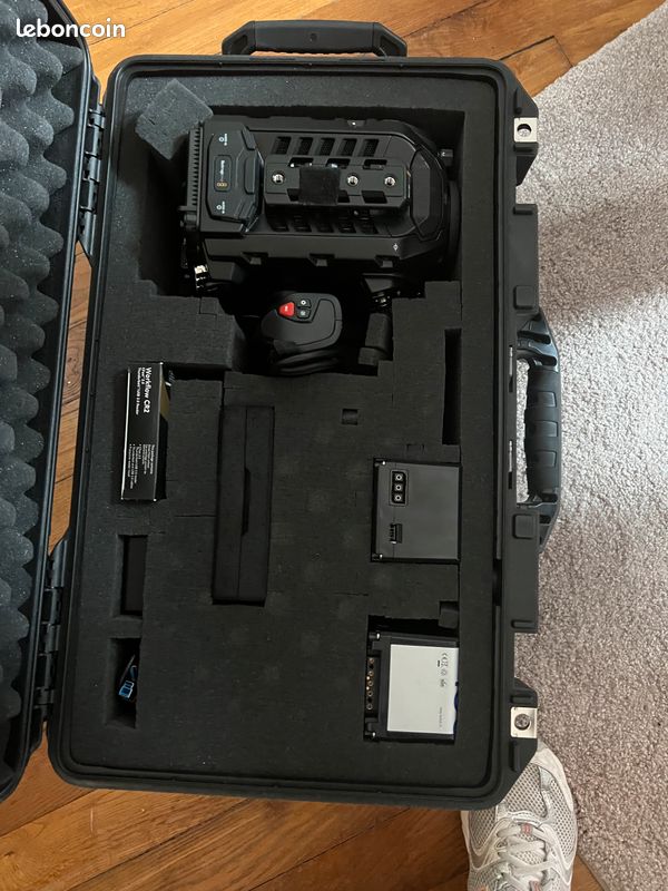 Vente Blackmagic URSA mini pro 4.6K, monture PL (image 1)