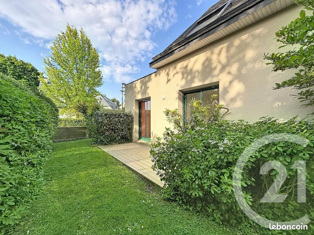 Maison 7 pièces 218 m² · à Saint-Grégoire · 218 m² · 639 900 €