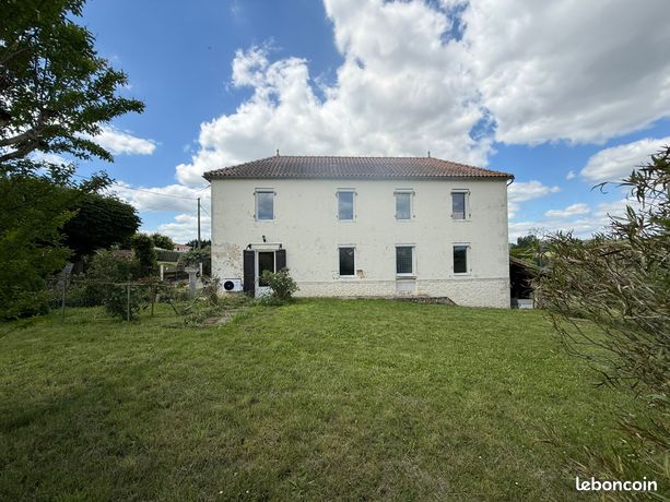 Maison 9 pièces 230 m²