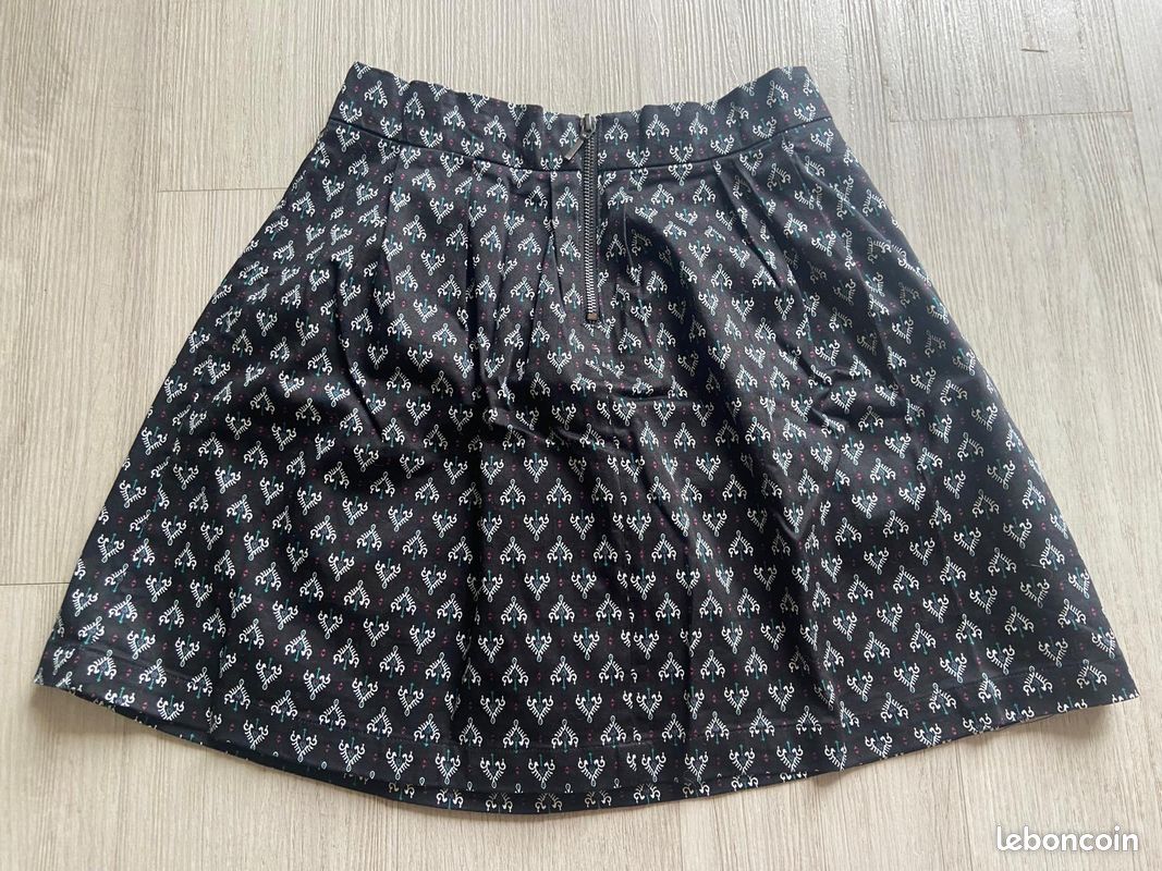 Jolie jupe à motifs Jennyfer avec fermeture S /36 (image 3)