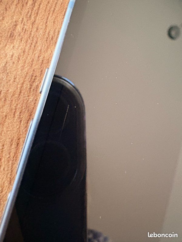 Vend iphone14 plus 128go esim seulement (image 2)