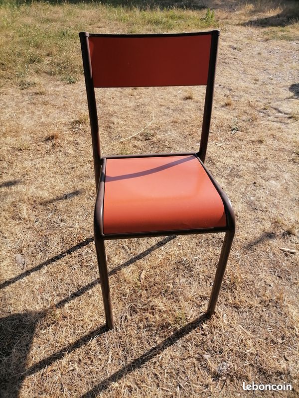 Chaise école (image 1)