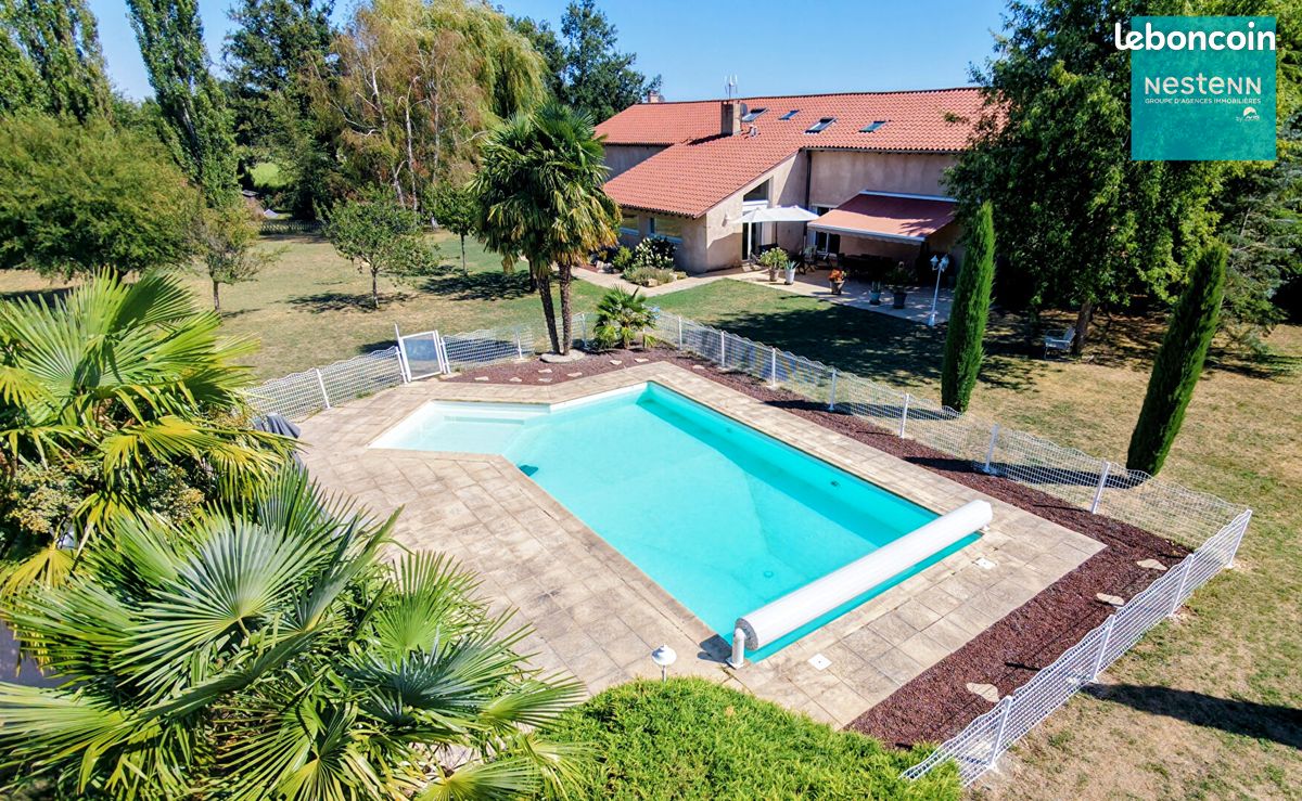 Maison 13 pièces 325 m² · à Précieux · 325 m² · 569 000 €